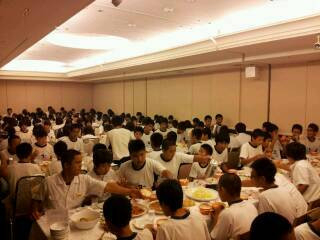 修学旅行08(
 夕食)