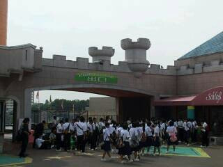 修学旅行26(
 出発〜南埠頭に向けて)