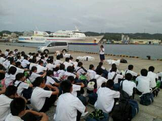 修学旅行30(
 解散式)