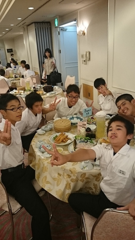 修学旅行１日目（晩御飯②）