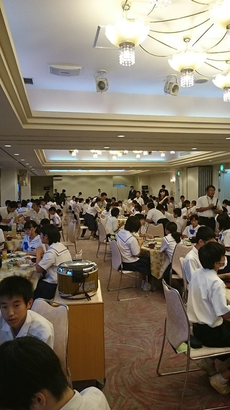 修学旅行２日目（朝食）