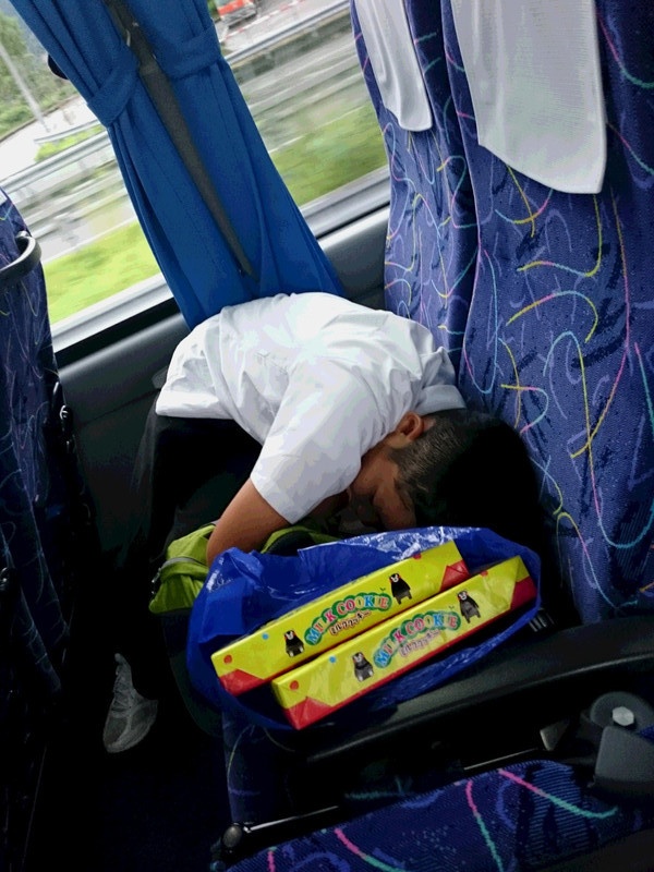 修学旅行３日目（山江SA＝最後のトイレ休憩）