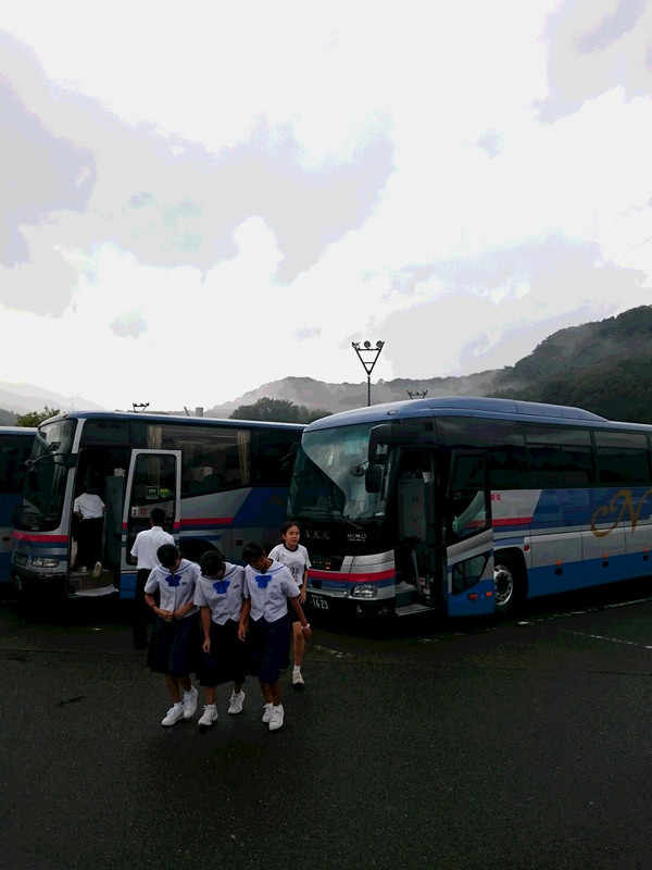 修学旅行３日目（山江SA＝最後のトイレ休憩）