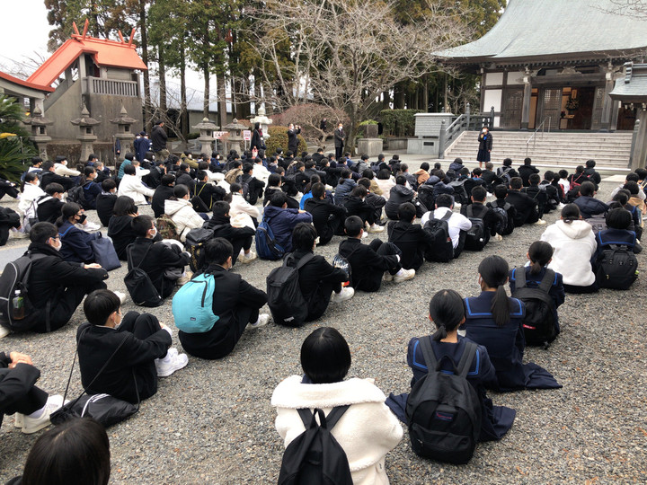 D451e1ec26ed4469874a36516b8ced77