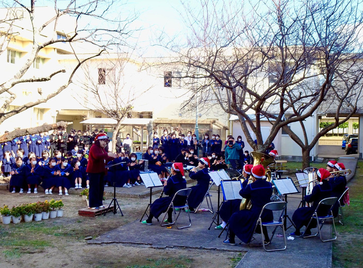 A8dfad1f2f894fd587034f9685d8595d