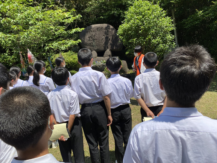 05091ad13ade4935808a4009758d5962